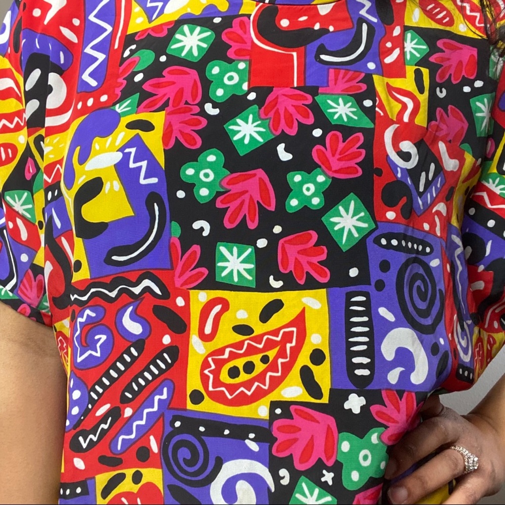 Colorful 90s top - Picture 7 of 8
